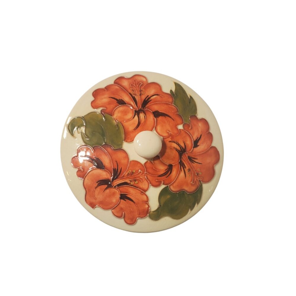 Vintage Moorcroft Lidded Bowl – Coral Hibiscus on Ivory Porcelain c1974 - Picture 3 of 10